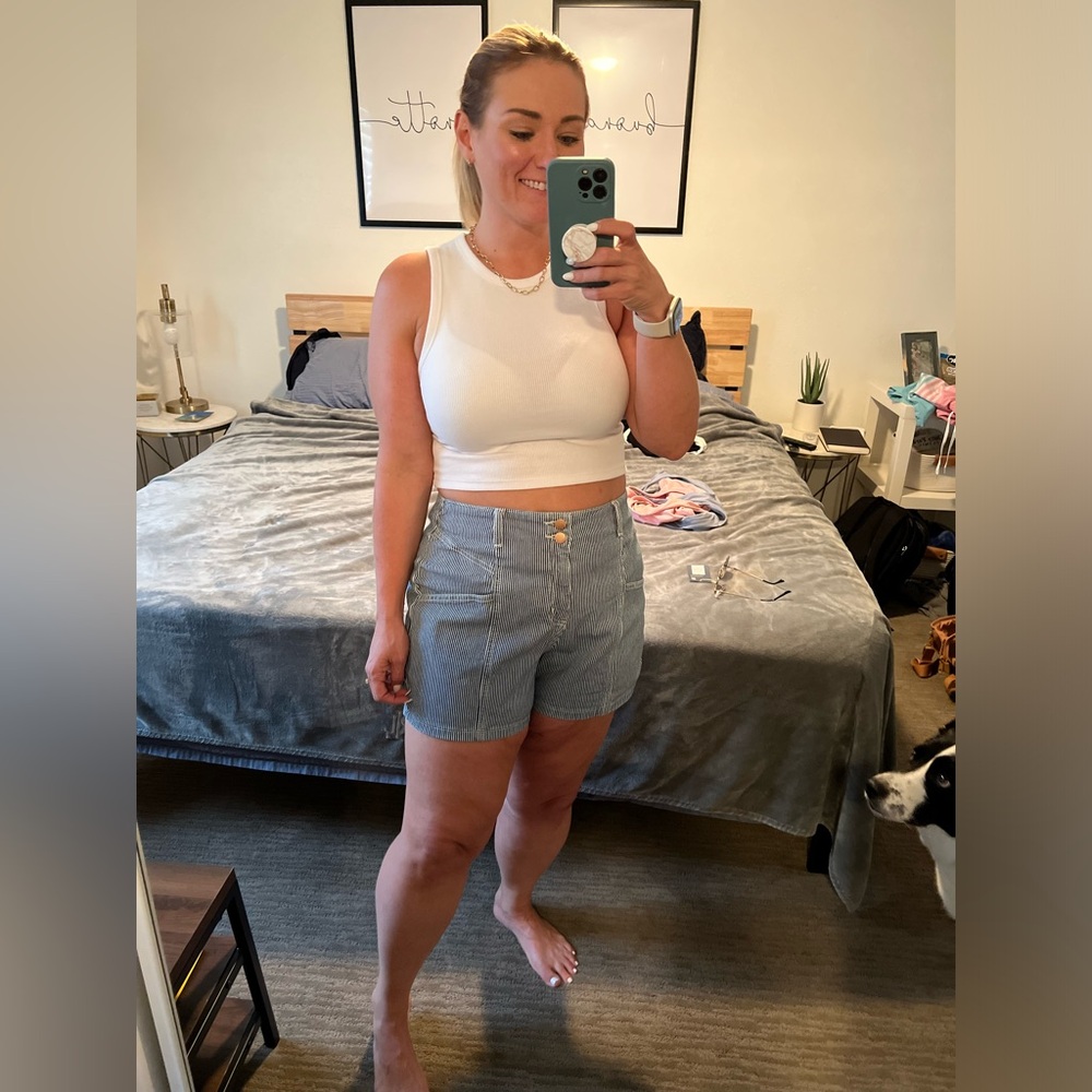 Universal Thread shorts - size 12